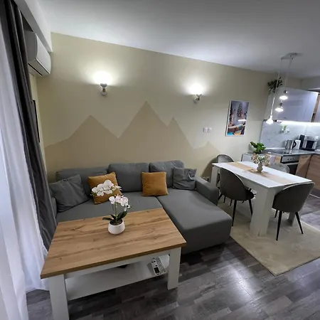 Apartman Grand 1 *